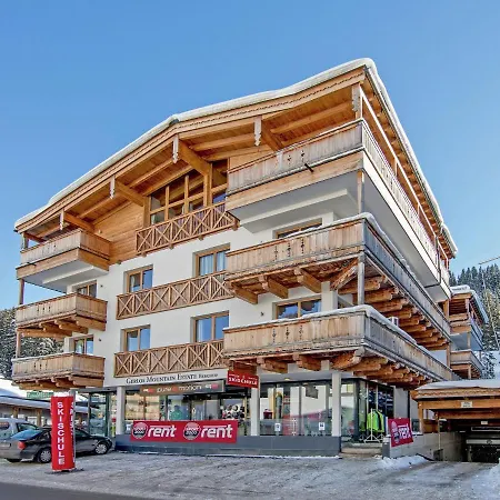 Apartment In Next To The Slope *